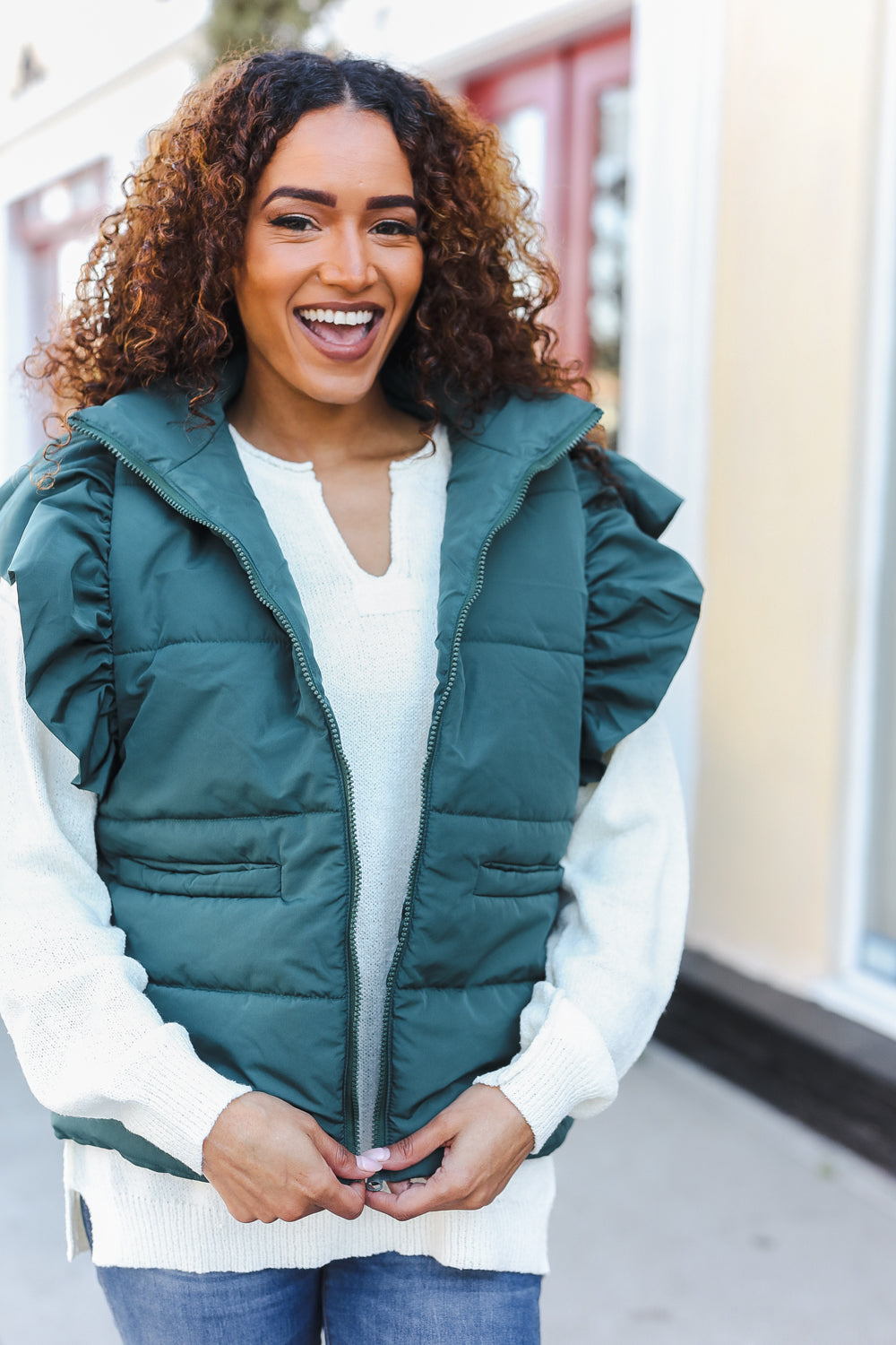 Chic Hunter Green Quilted Puffer Vest with Stylish Ruffle Sleeves and Zipper Closure