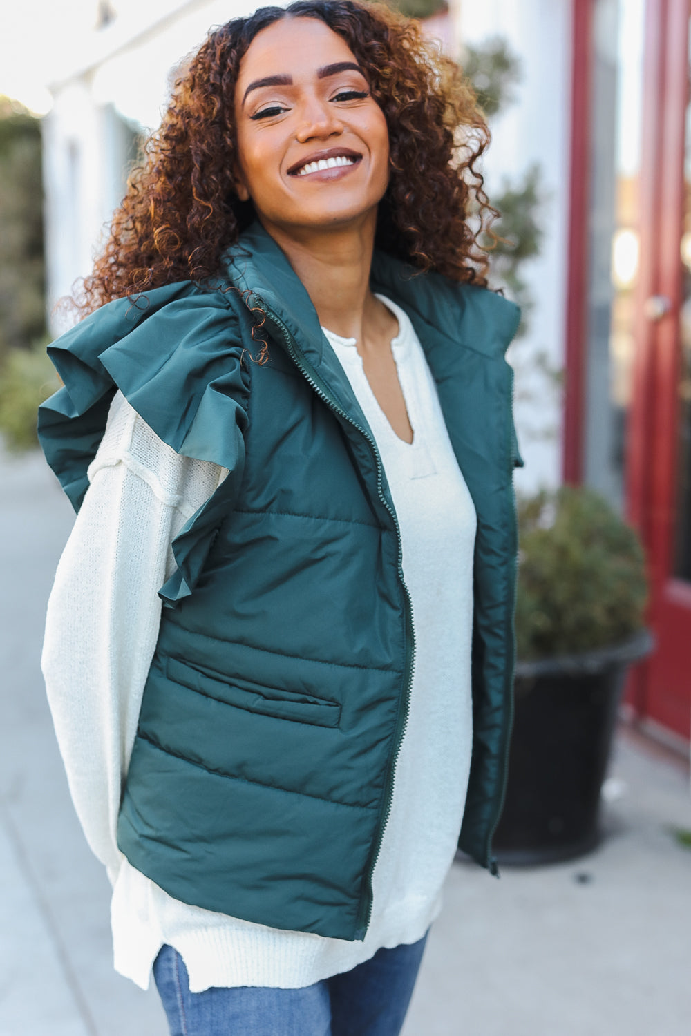 Chic Hunter Green Quilted Puffer Vest with Stylish Ruffle Sleeves and Zipper Closure