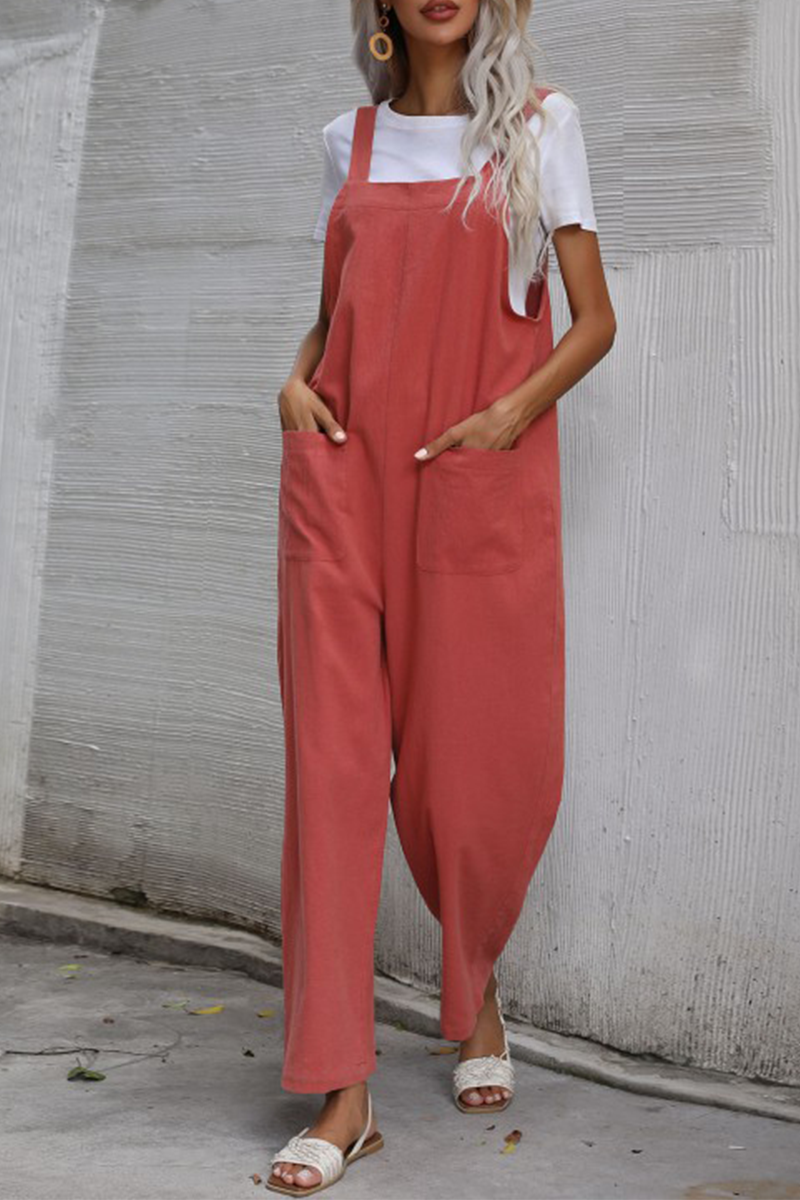 Chic Women's Straight Leg Jumpsuit with Pockets and Button Detail