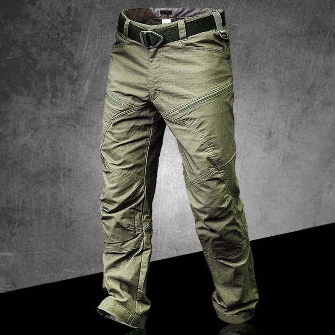 Men's Durable Waterproof Tactical Work Pants for Ultimate Protection