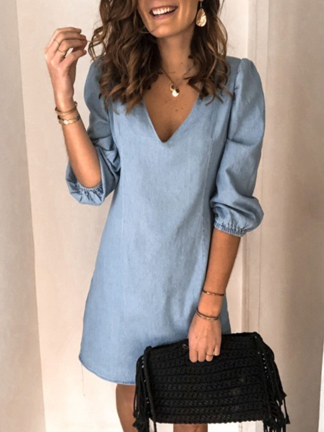 Chic V-Neck Denim Dress with Stylish Half Sleeves