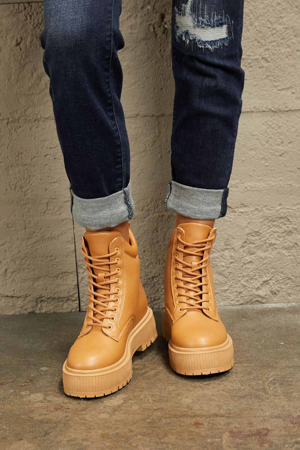 East Lion Corp Tactical Platform Combat Boots for Ultimate Durability and Style