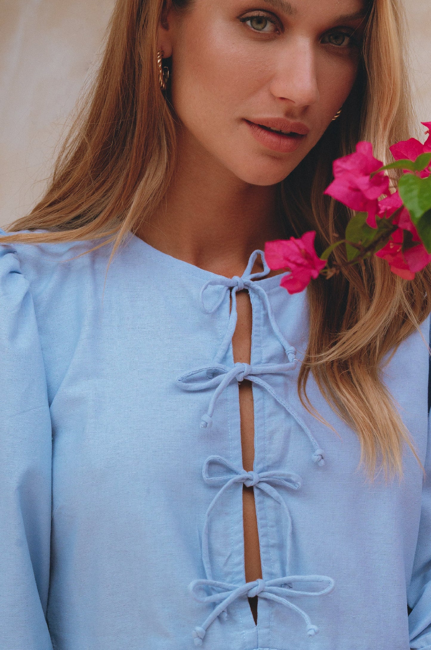 Chic Beatrice Linen Mini Dress with Trendy Puff Sleeves