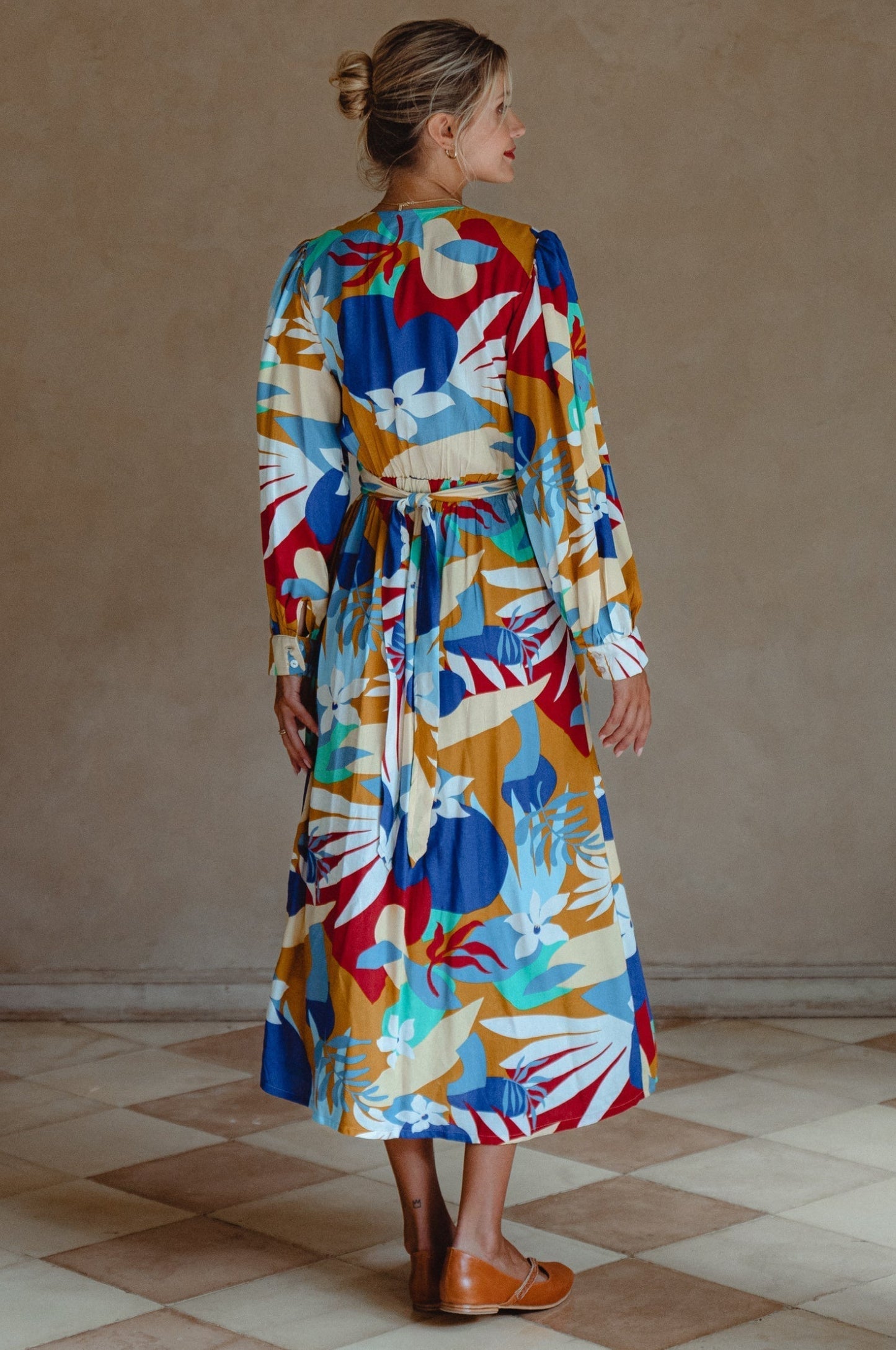 Celeste Transformative Midi Dress for Effortless Style