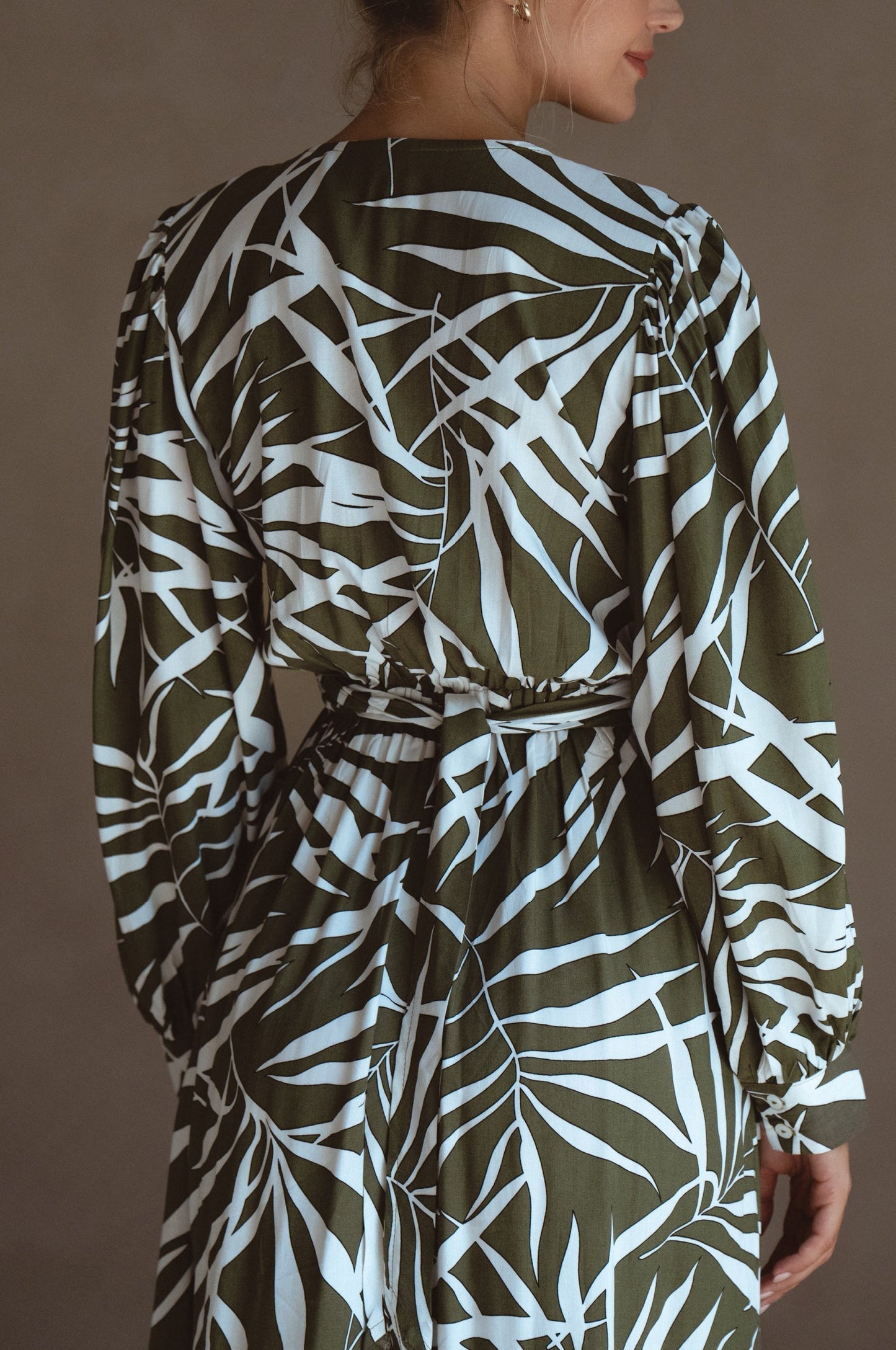 Celeste Transformative Midi Dress for Effortless Style