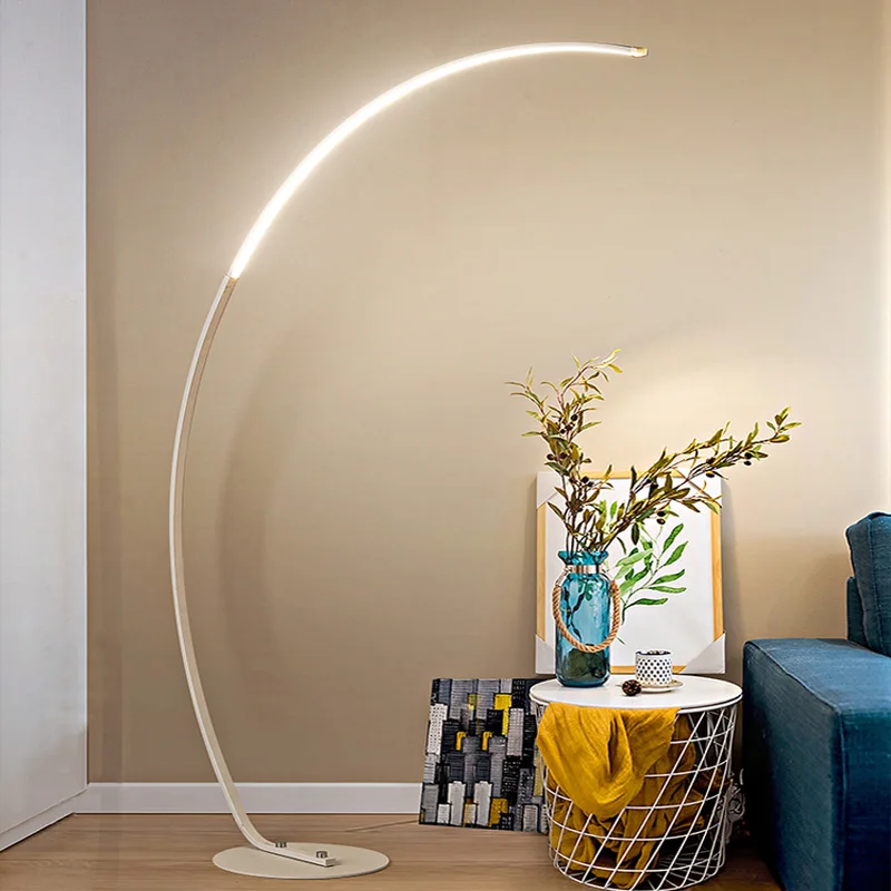 Sleek Contemporary Curved Floor Lamp