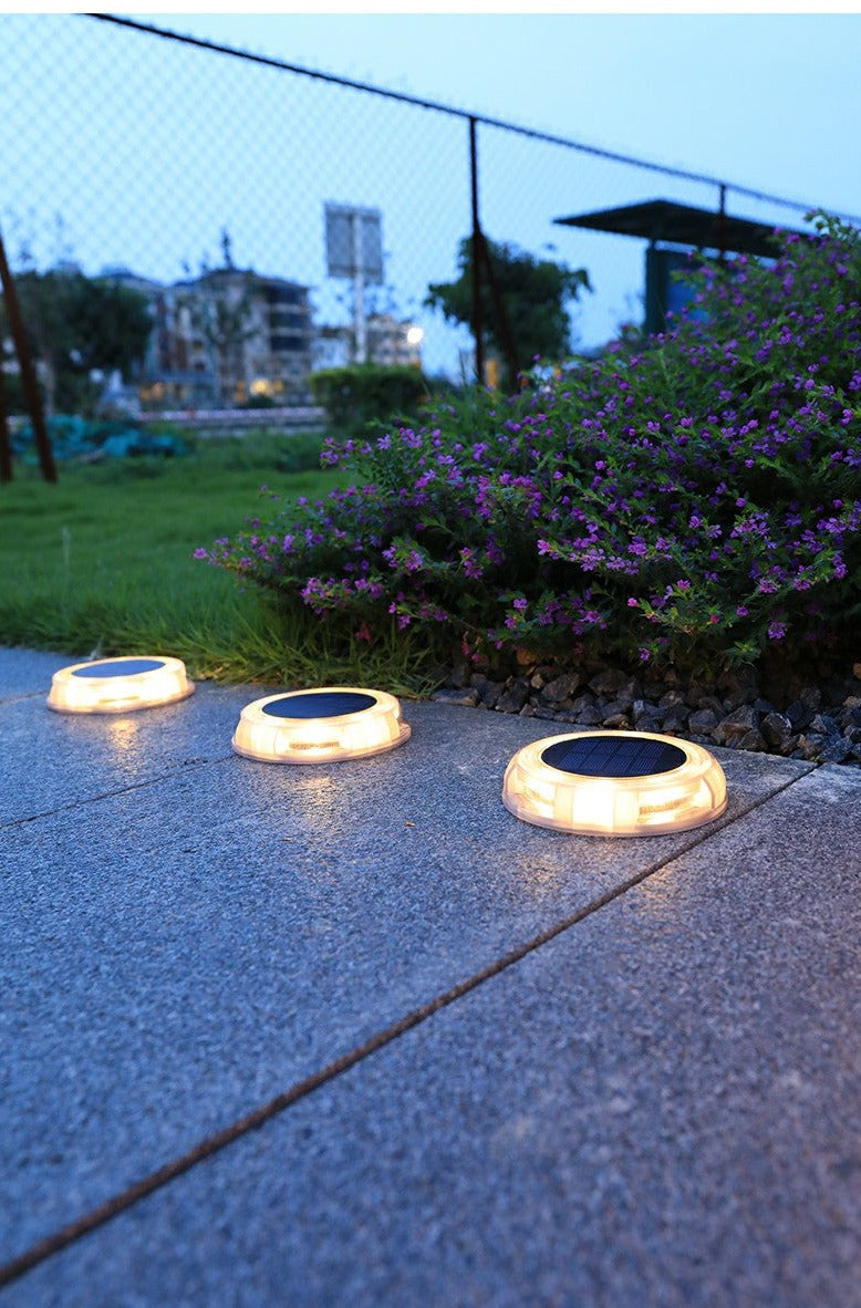 SunGuard - Sustainable Waterproof Solar LED Garden Light for a Illuminated Garden