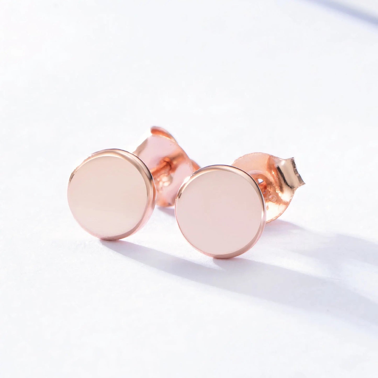 Elegant Earrings for a Touch of Glamour