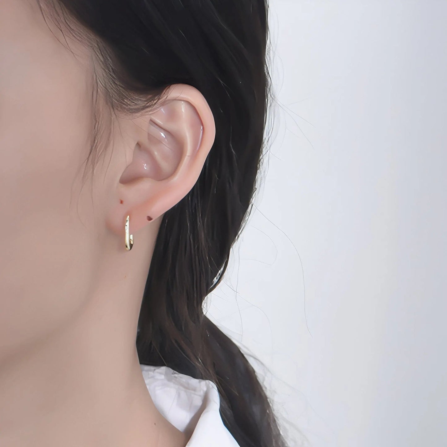 Charming Earrings for a Touch of Elegance