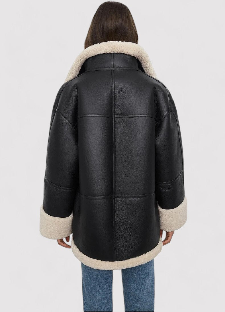 Vintage-Inspired Jacket with Cozy Fur Lining