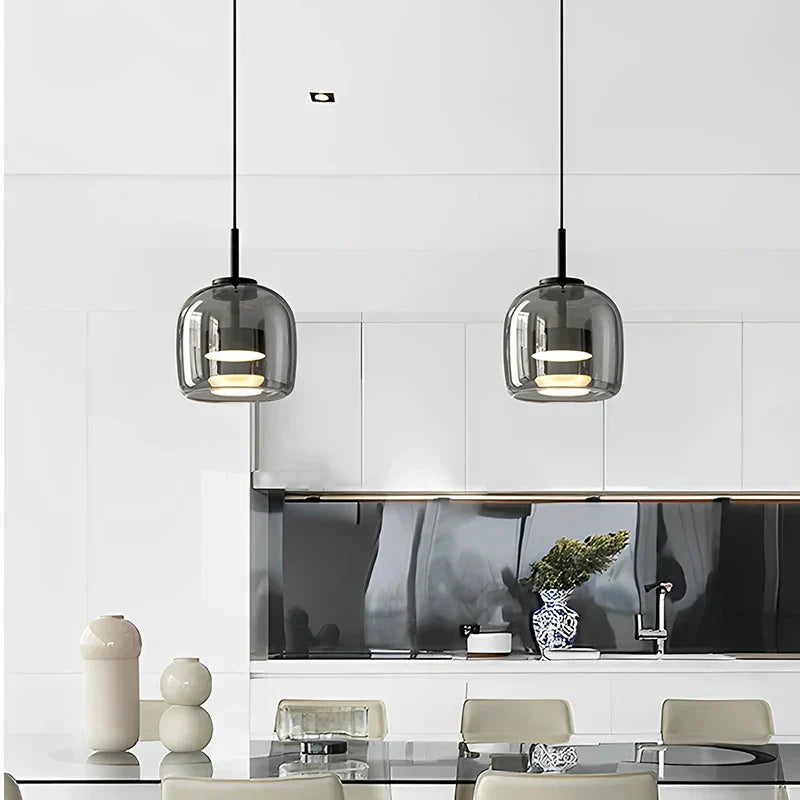 Chic Clear Glass Pendant Light - Embrace Modern Minimalist Sophistication