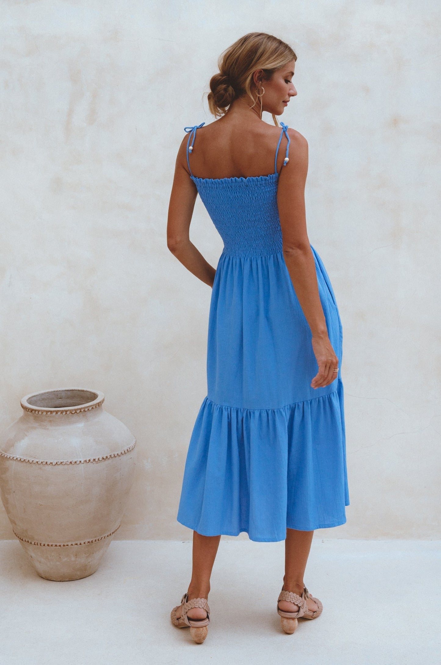 Chic Paradiso Strappy Linen Midi Dress for Effortless Elegance