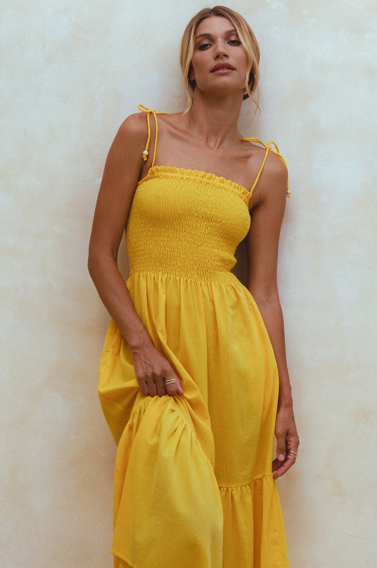 Chic Paradiso Strappy Linen Midi Dress for Effortless Elegance