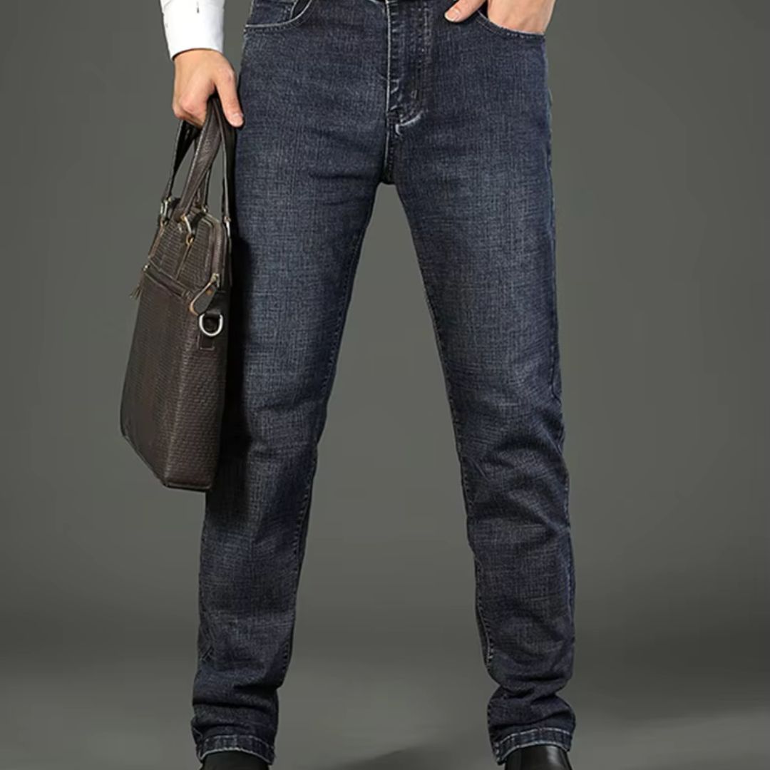 Stylish Men's Stretch Jeans for Business Casual Comfort