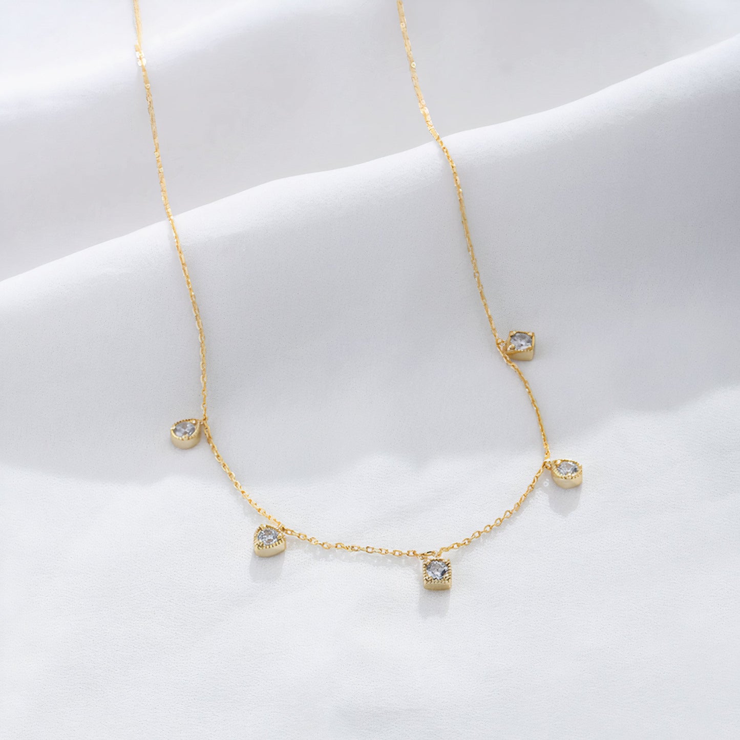 Elegant Arden Necklace for Timeless Sophistication