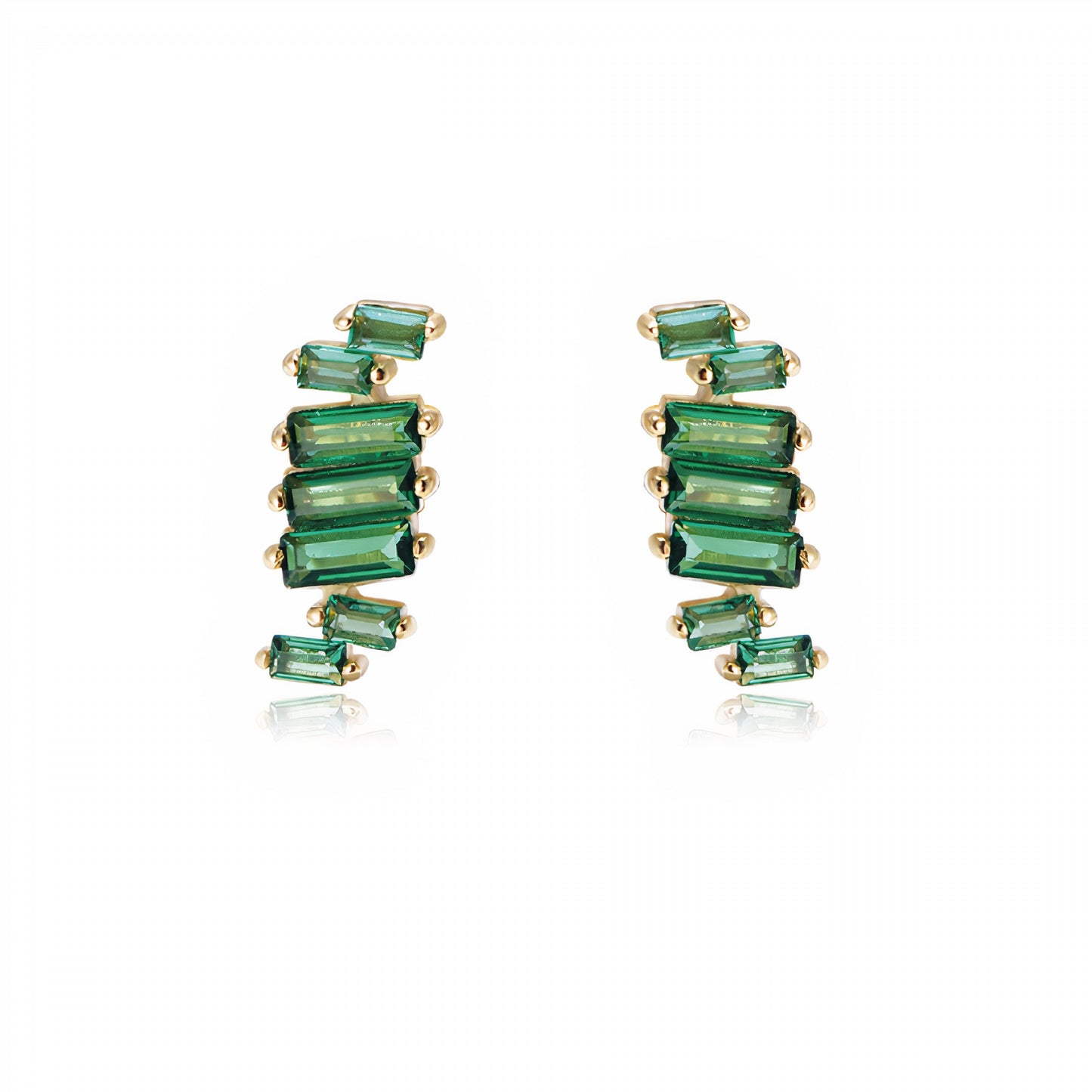 Chic Earrings for Effortless Elegance