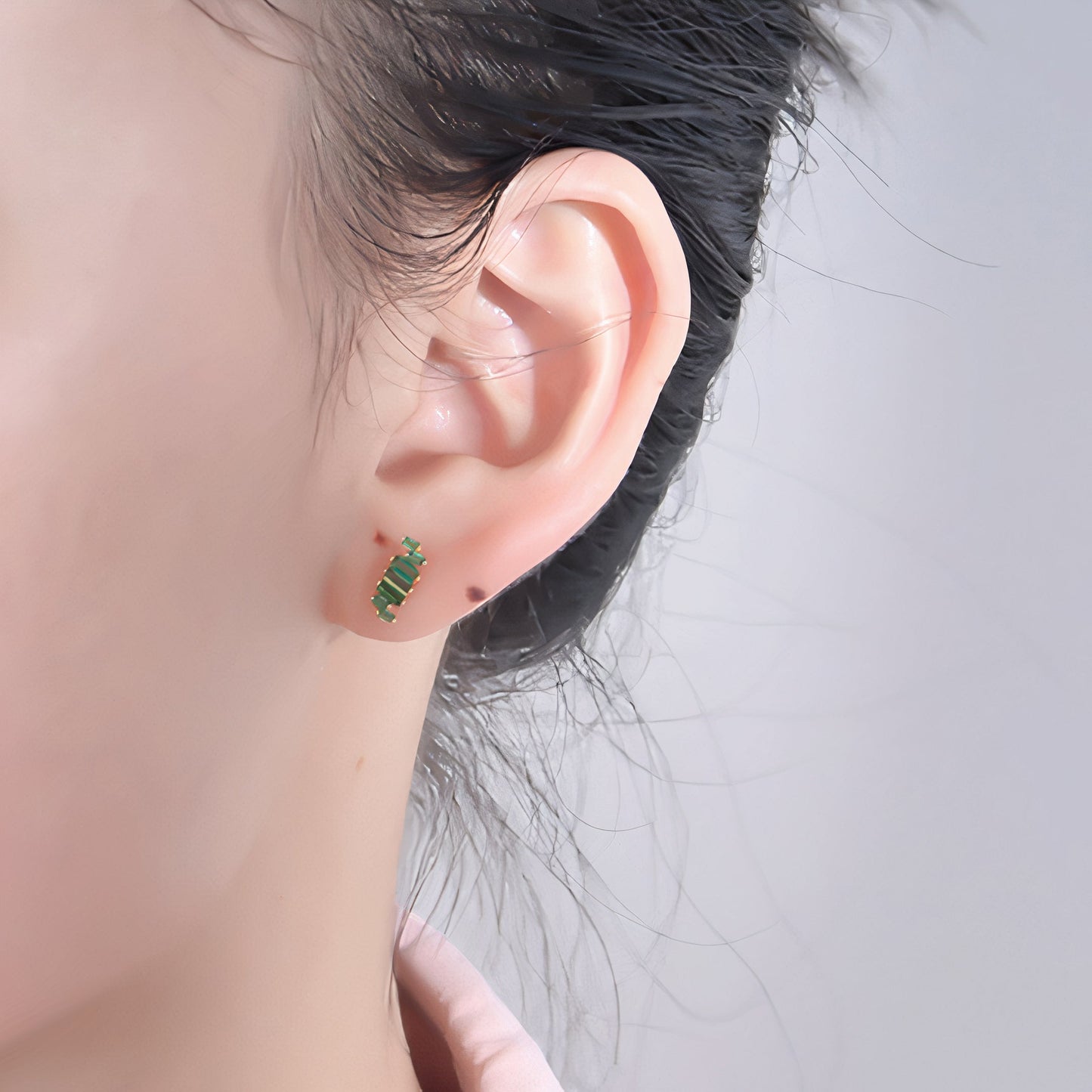 Chic Earrings for Effortless Elegance