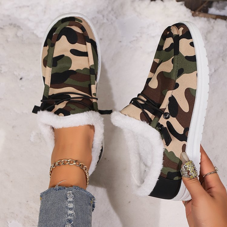 Cozy Fuzzy Camouflage Round Toe Boots for Ultimate Comfort