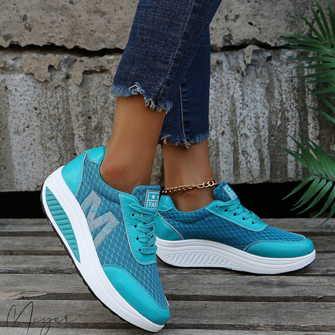 Innovative U-shaped Orthopedic Sports Shoes for Ultimate Comfort and Support
