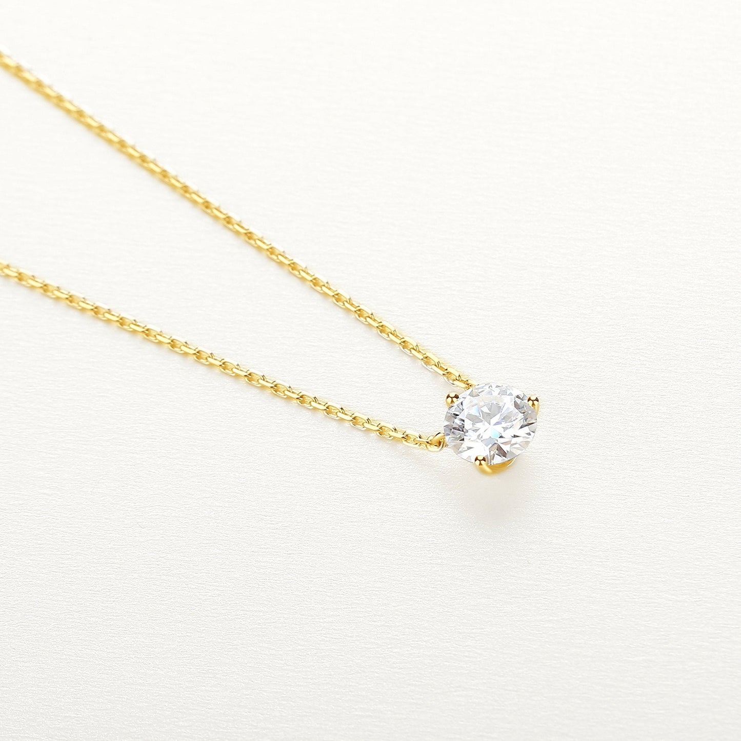 Exquisite 14K Gold Chain Necklace