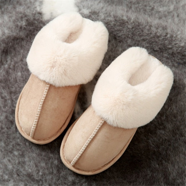 CozyCloud Faux Fur Slippers – Ultimate Comfort for Your Feet!