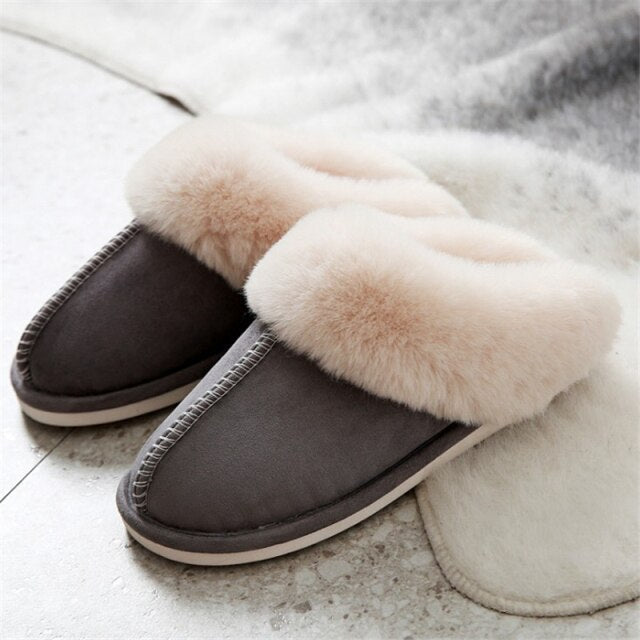CozyCloud Faux Fur Slippers – Ultimate Comfort for Your Feet!