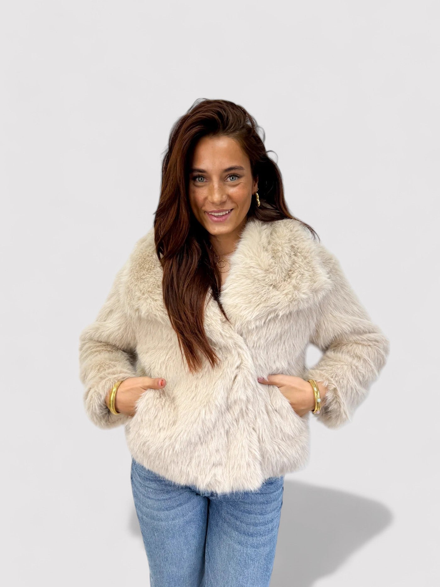 Chic and Timeless Women's Faux Leather Jacket