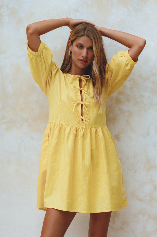 Chic Beatrice Linen Mini Dress with Trendy Puff Sleeves
