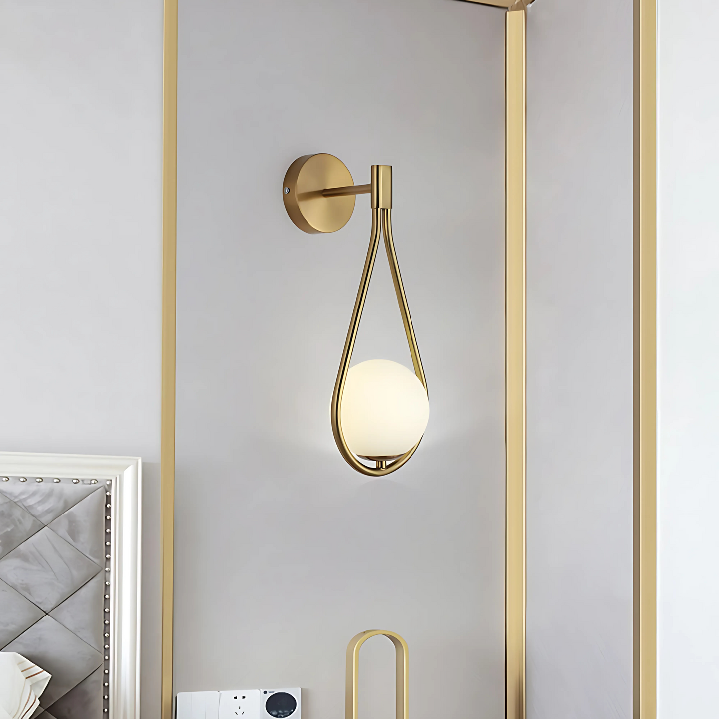 Stylish Drop-Shaped Wall Lamps - Illuminate Your Home with Elegance