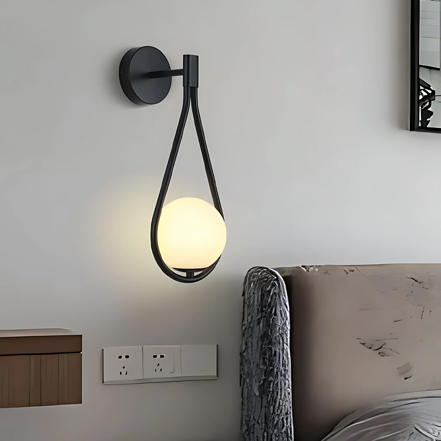 Stylish Drop-Shaped Wall Lamps - Illuminate Your Home with Elegance