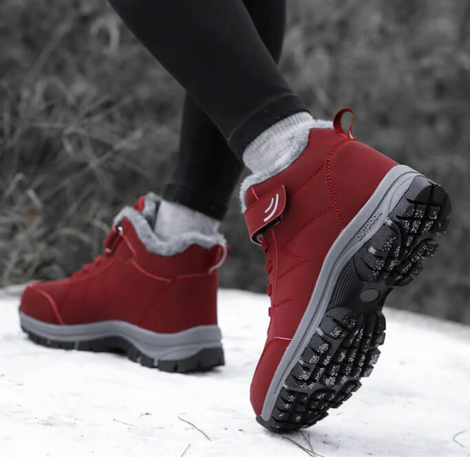 Comfort-Focused Winter Boots for Pain Relief and Warmth