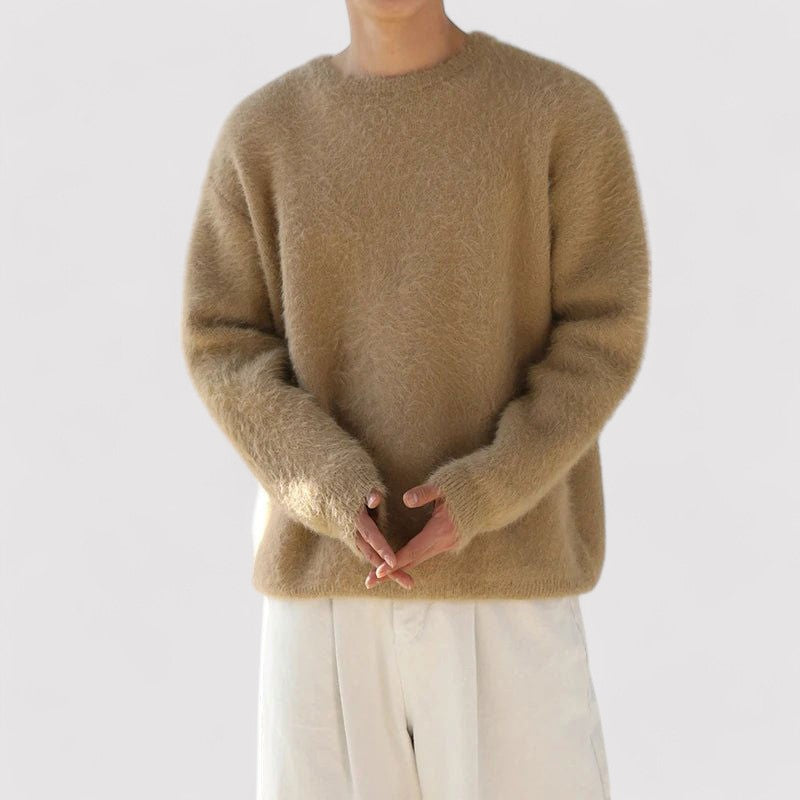 Cozy Autumn Warmth: Men's Sweater for the Perfect Fall Look