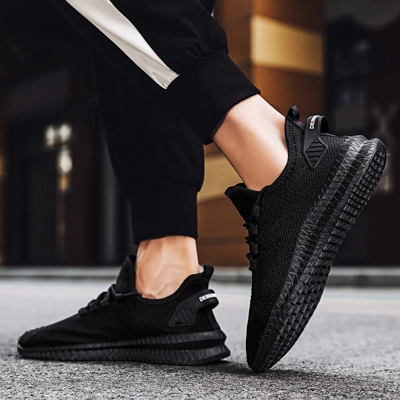 Stylish Sneaker with Ergonomic Footbed