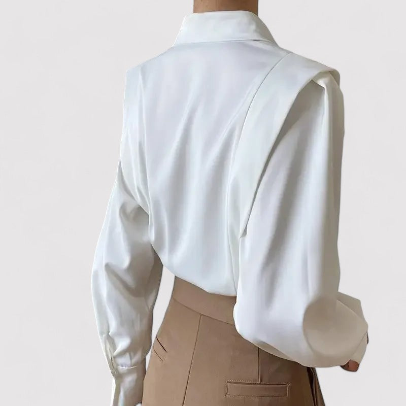 Chic Long-Sleeved Blouse for Timeless Elegance